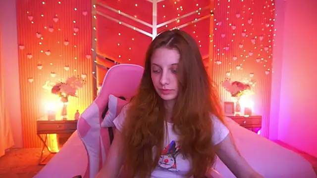 CuteeFoxy's Live XXX Chat