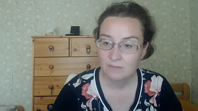 Smart_Rose's Live XXX Chat