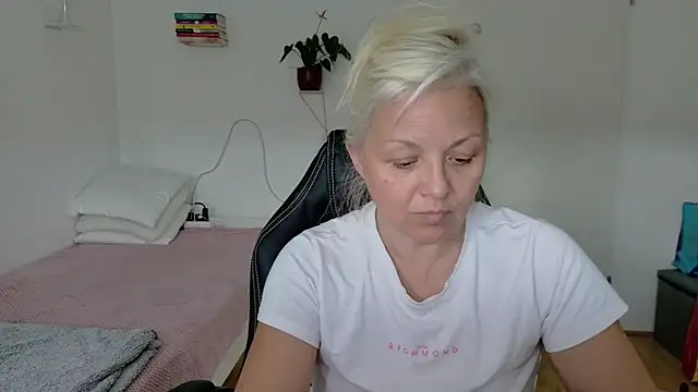 Chat XXX en directo de Linsy_Kim