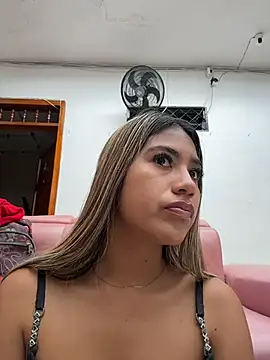 Kimmiebellarie's Live XXX Chat