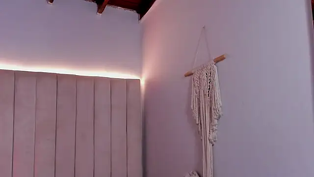 leo_king7 Adlı Modelin Canlı XXX Sohbeti