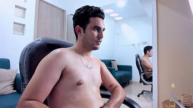 XXX chat uživo modela NOAH_SIN_