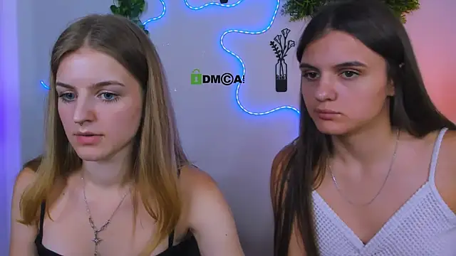 lisa_dark_ Chat XXX in diretta
