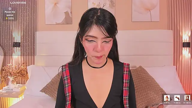 LisaLain's Live XXX Chat