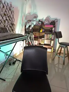 Chat +18 de NikkiNix ao vivo