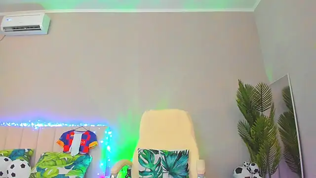 XXX chat uživo modela FlowerofLove