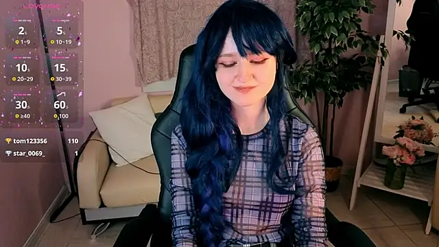LinaVeritas' Live XXX Chat