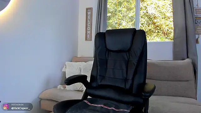 NickCopeer_'s Live XXX Chat