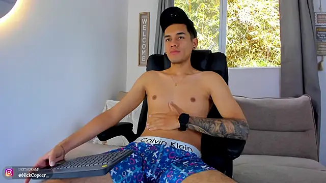 Živý XXX chat NickCopeer_