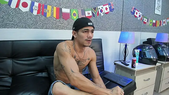 Онлайн чат XXX Jared_Cole