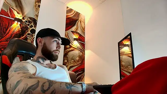 Pokazy przed kamerką – Luke_davis01