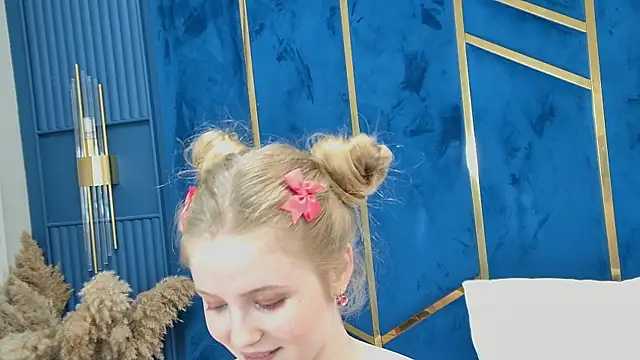 LilianHowards 现场XXX聊天
