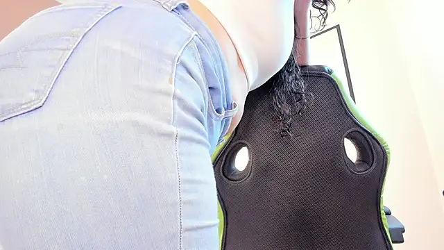XXX chat uživo modela zoee_zi