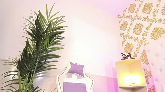 XXX chat uživo modela emaa_lambert