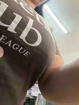 XXX chat uživo modela ISABELLA__LUNA