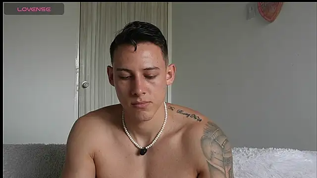 Онлайн чат XXX Muscle_King_Cum