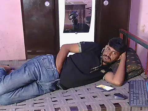 HotXKrish Chat XXX live