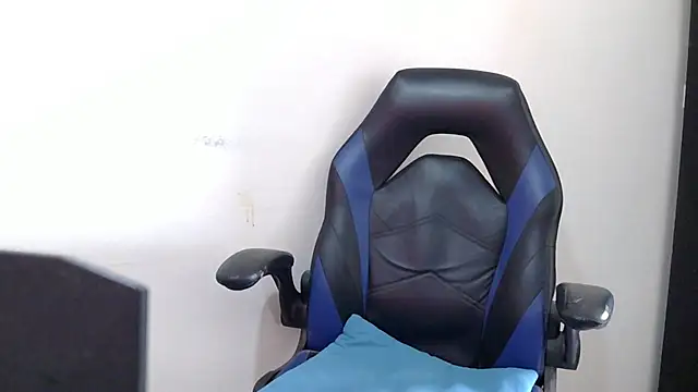 XXX chat uživo modela Darkkras
