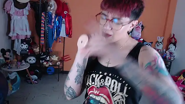 MissMiia2's Live XXX Chat