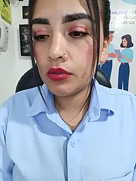 MAYE__13n Live XXX chat