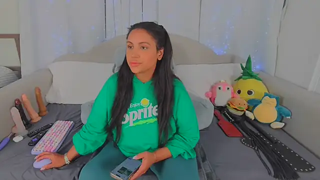 دردشة MeghanXO الجنسية المباشرة