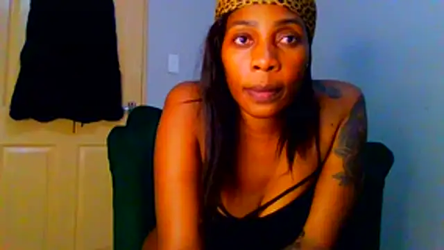 TALLnBEAUTY's Live XXX Chat