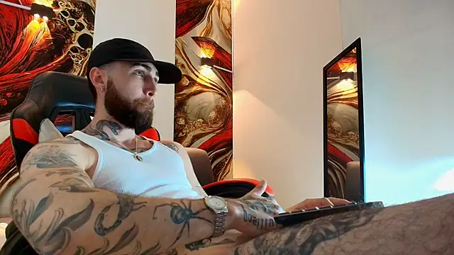 Pokazy przed kamerką – Luke_davis01