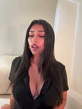 sweetAli_'s Live XXX Chat