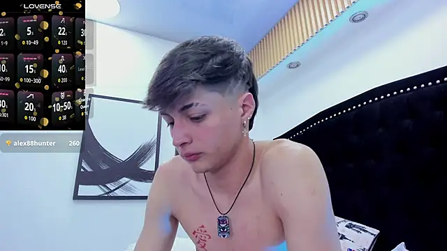 Stonn_69 Live XXX-Chat