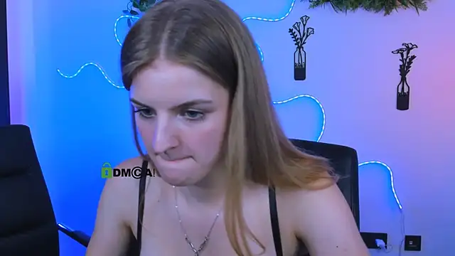 lisa_dark_ Adlı Modelin Canlı XXX Sohbeti