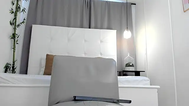 Alejo-and-Thiago Chat XXX in diretta