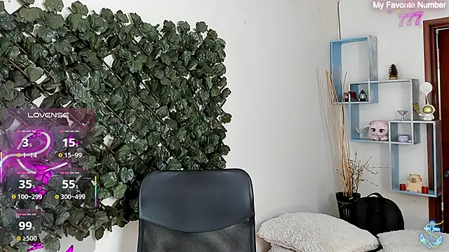 XXX chat uživo modela DestinyHills