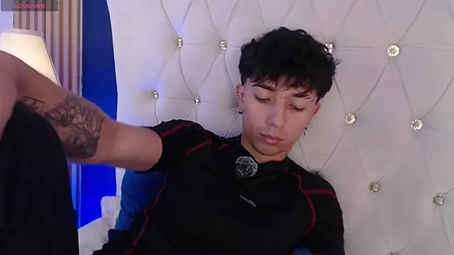 Aiden_Rivers_ Obrolan Langsung XXX