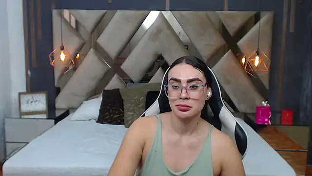 Chat +18 de MartinaaFit ao vivo