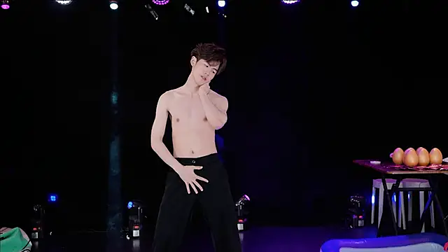 EXO-ONE's Live XXX Chat