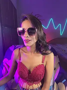 Ivy_the_goddess Adlı Modelin Canlı XXX Sohbeti