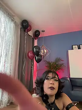 Liana_Fem_のライブXXXチャット