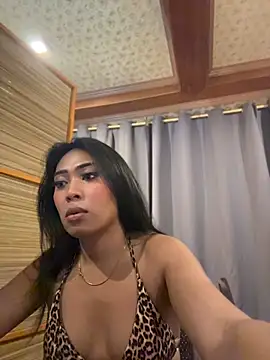 Chatroom XXX en direct de hugecock_tamira