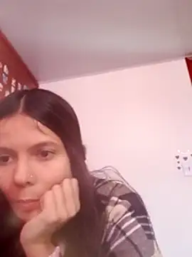BigbuttBrooklyn_ 网络视讯表演