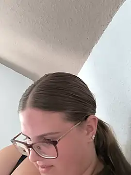 XXX chat uživo modela CurvyPaar2