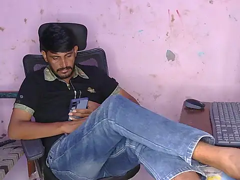 HotXKrish Chat XXX in diretta