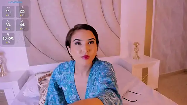 ScarlettNova_ Chat XXX in diretta