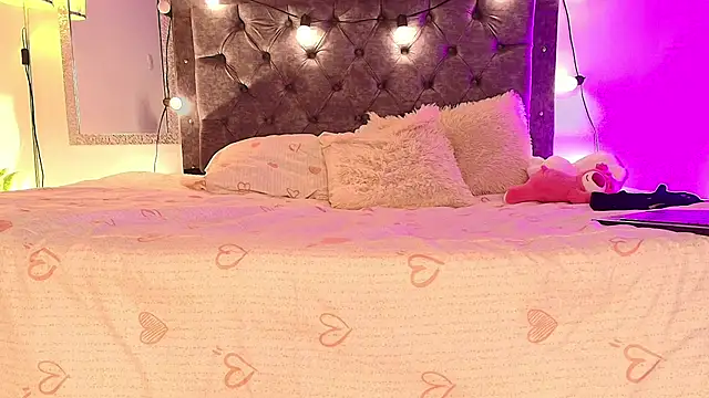 Amanda_RossiのライブXXXチャット
