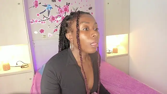 TaylorBloom's Live XXX Chat