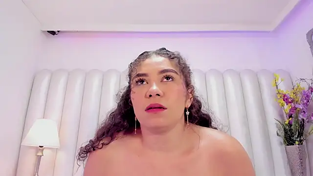 CamilaCastillo Chat XXX in diretta