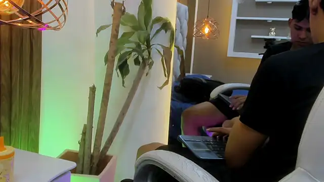XXX chat uživo modela Colby_driscoll