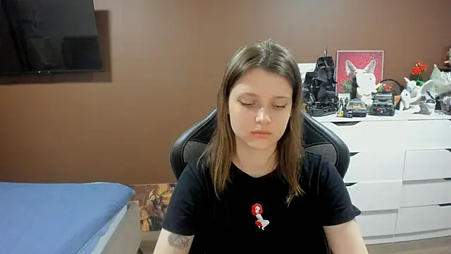 SoniNesti live XXX chat