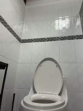 دردشة ArieliciousXXX الجنسية المباشرة