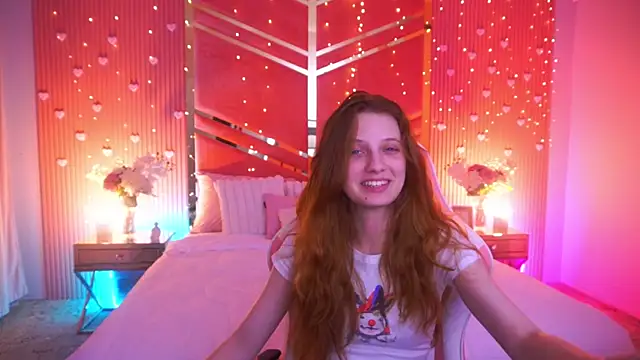 دردشة CuteeFoxy الجنسية المباشرة