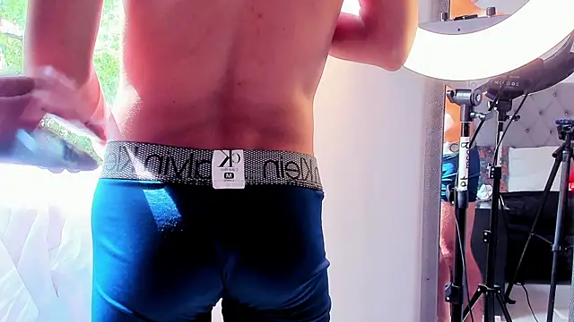your_d0ll1 Adlı Modelin Canlı XXX Sohbeti